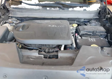 2014 Jeep Cherokee Latitude z USA, uszkodzony, nr VIN 1C4PJMCS1EW285506